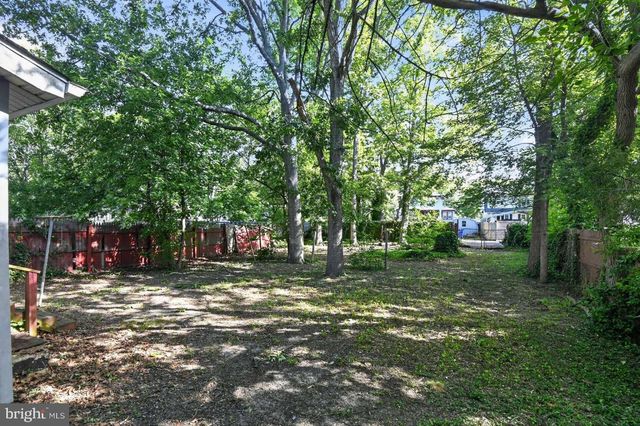 422 IRELAND AVE, Millville, NJ 08332