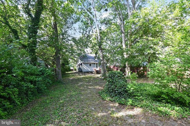 422 IRELAND AVE, Millville, NJ 08332