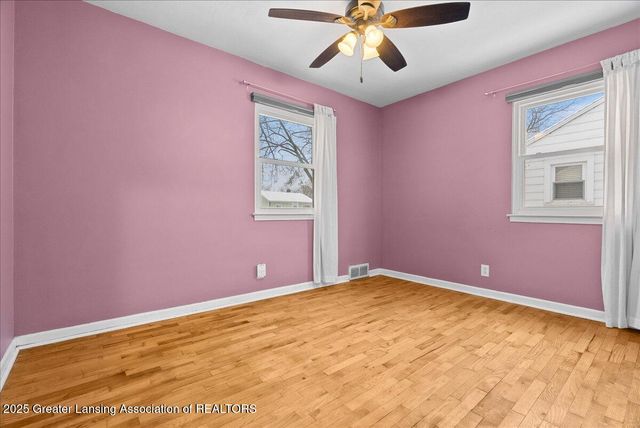 3526 Homewood Avenue, Lansing, MI 48910