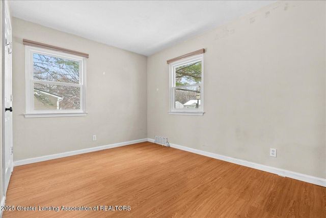 3526 Homewood Avenue, Lansing, MI 48910