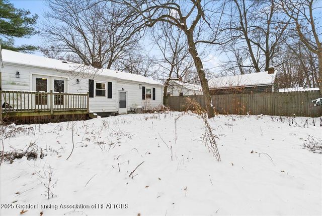 3526 Homewood Avenue, Lansing, MI 48910