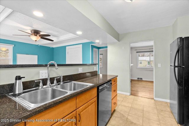 3526 Homewood Avenue, Lansing, MI 48910