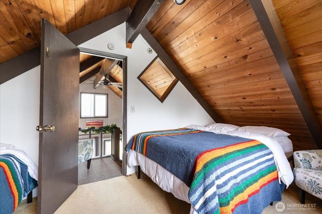 4560 Rolling Dunes Lane, Oak Harbor, WA 98277