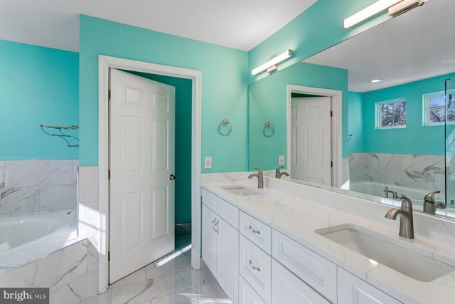 15359 BOWMANS FOLLY DR, Manassas, VA 20112