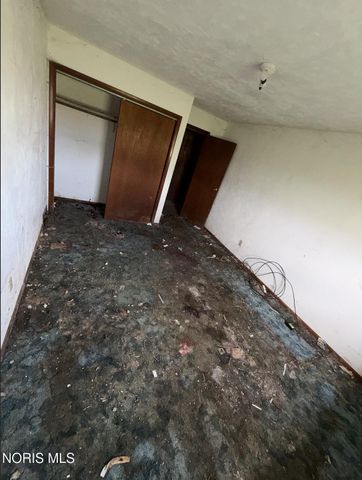 13210 Perry Road, Grand Rapids, OH 43522