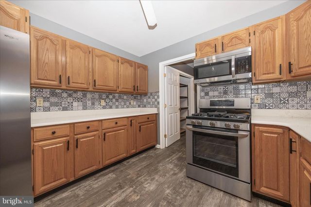 1160 MARTHAS CT E, Knoxville, MD 21758