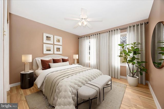 1160 MARTHAS CT E, Knoxville, MD 21758