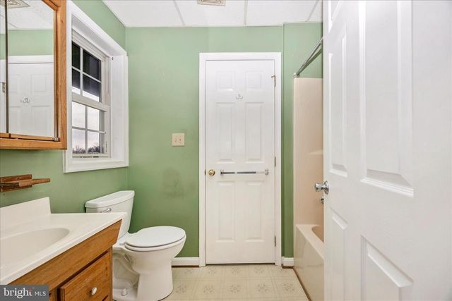 1160 MARTHAS CT E, Knoxville, MD 21758