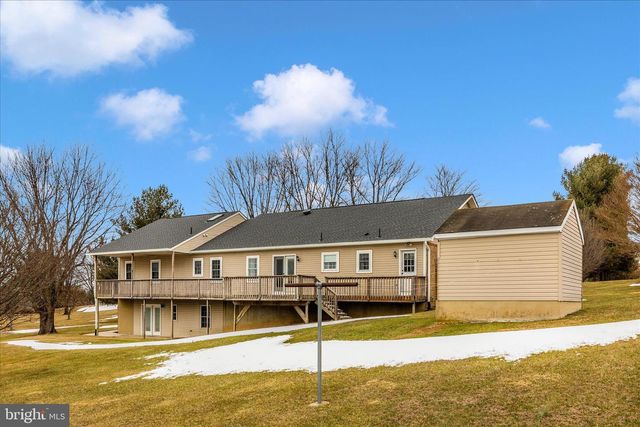 1160 MARTHAS CT E, Knoxville, MD 21758