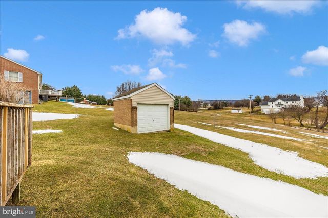 1160 MARTHAS CT E, Knoxville, MD 21758