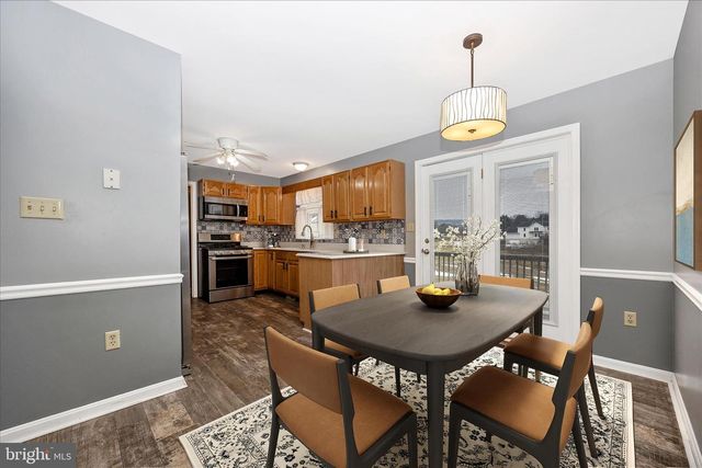 1160 MARTHAS CT E, Knoxville, MD 21758