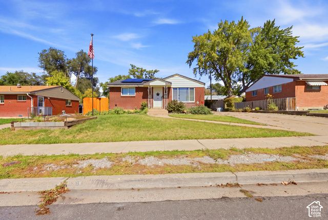 160 W 350 N, Clearfield, UT 84015