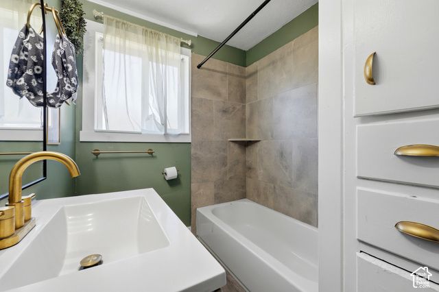 160 W 350 N, Clearfield, UT 84015