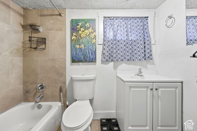 160 W 350 N, Clearfield, UT 84015