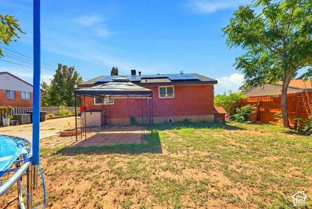 160 W 350 N, Clearfield, UT 84015