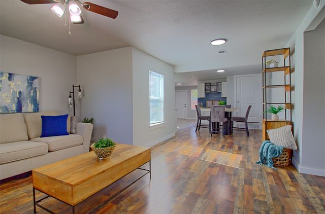 601 15th Street, Grand Prairie, TX 75051