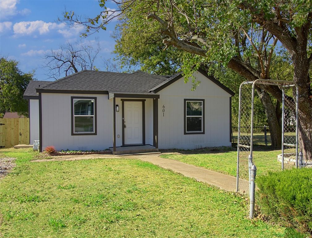 601 15th Street, Grand Prairie, TX 75051