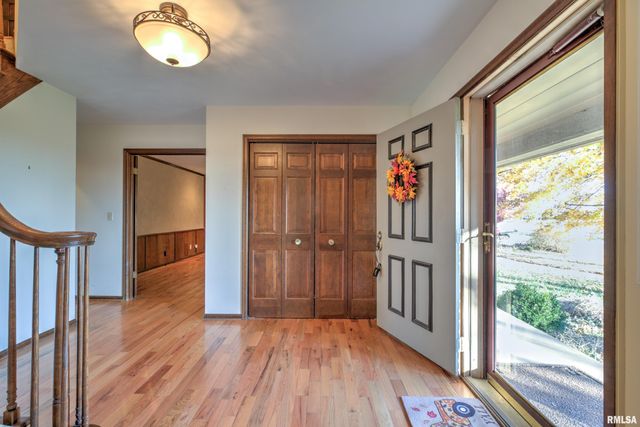 1619 W HALLOCK HOLLOW Road, Edelstein, IL 61526