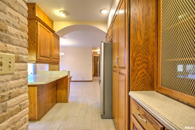 1619 W HALLOCK HOLLOW Road, Edelstein, IL 61526