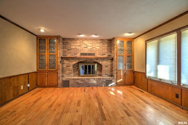 1619 W HALLOCK HOLLOW Road, Edelstein, IL 61526