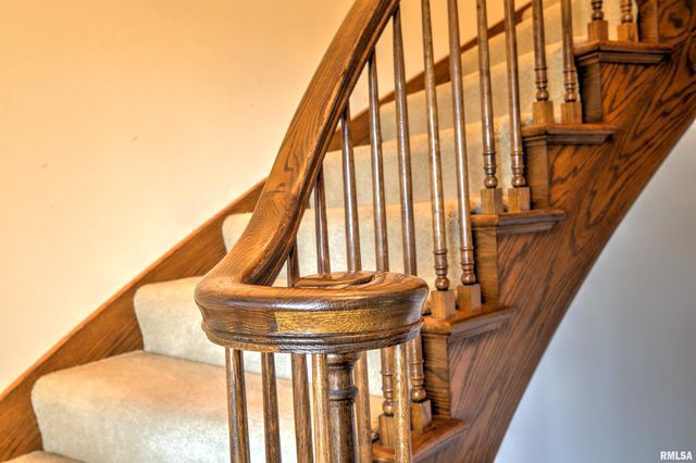 1619 W HALLOCK HOLLOW Road, Edelstein, IL 61526