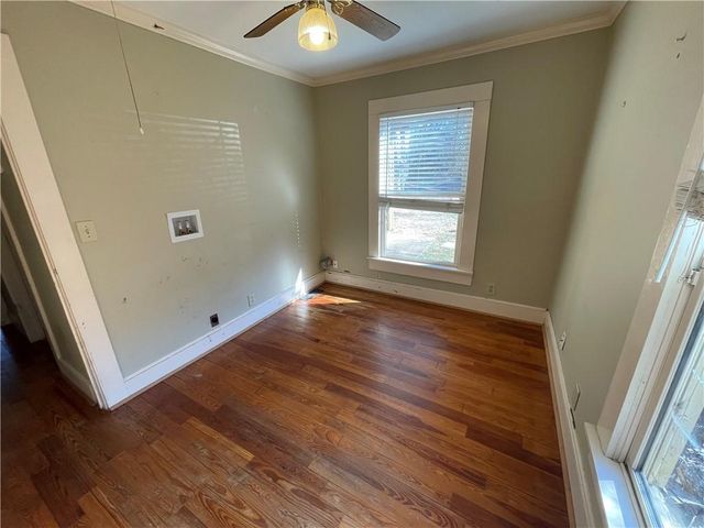 1015 Canton Street, Roswell, GA 30075