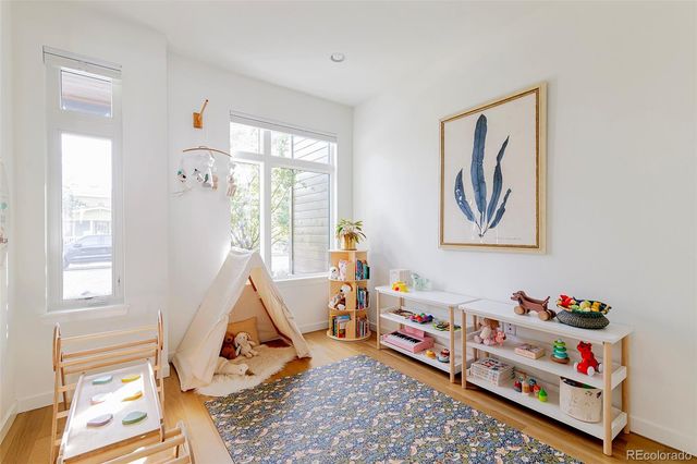3955 N Utica Street, Denver, CO 80212
