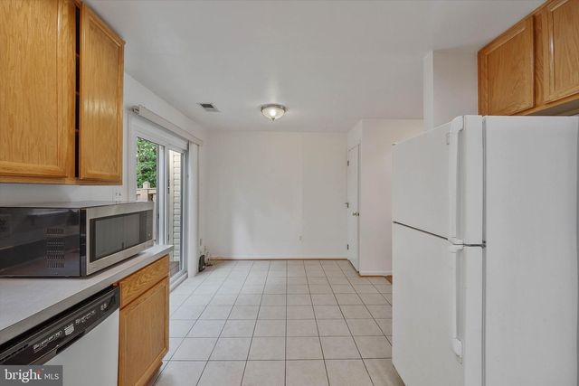 14844 EDMAN CIR, Centreville, VA 20121