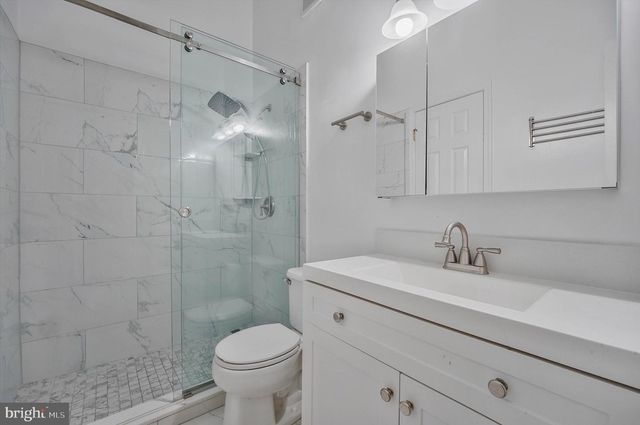 14844 EDMAN CIR, Centreville, VA 20121