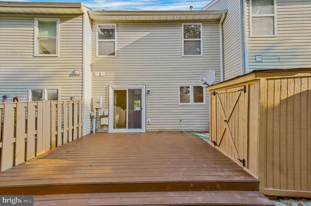14844 EDMAN CIR, Centreville, VA 20121