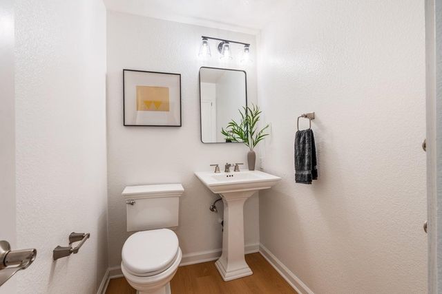 454 Mountain Laurel Court, Mountain View, CA 94043