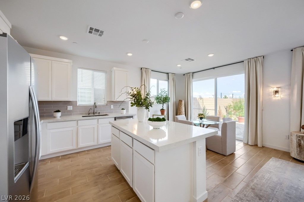 886 Arbor Spring Street, Henderson, NV 89011 — photo 5