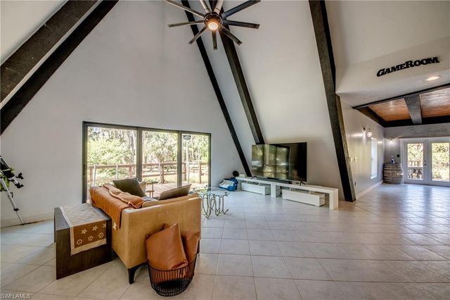 5121 Muddy LN, Fort Myers, FL 33905