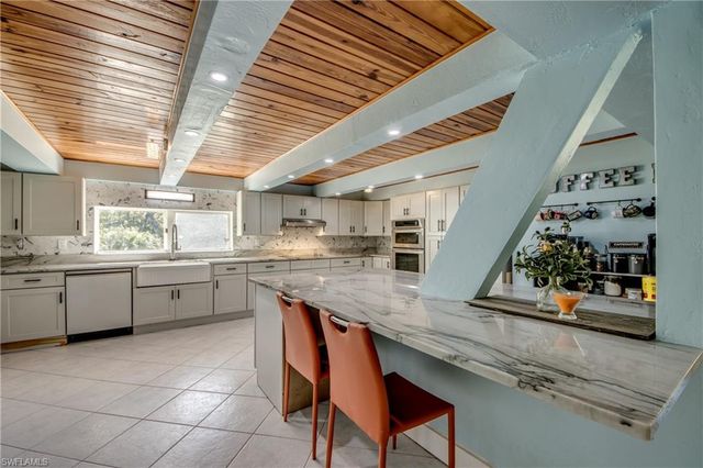 5121 Muddy LN, Fort Myers, FL 33905