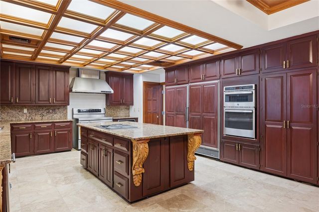 1041 SWEETWATER CLUB BOULEVARD, Longwood, FL 32779
