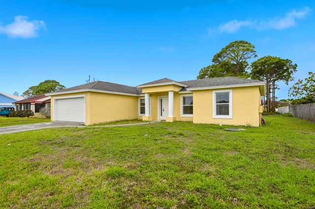 1566 SE Sutton Street, Port St. Lucie, Port St Lucie, FL 34983