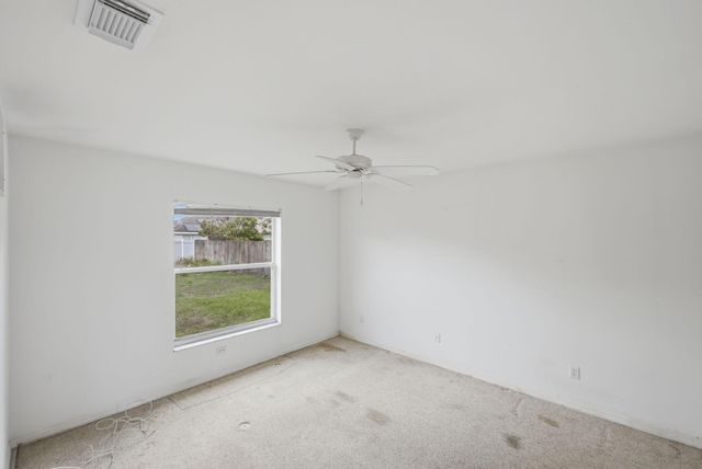 1566 SE Sutton Street, Port St. Lucie, Port St Lucie, FL 34983
