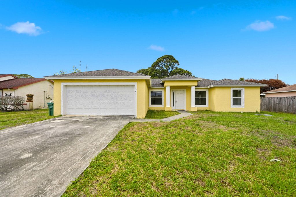 1566 SE Sutton Street, Port St. Lucie, Port St Lucie, FL 34983