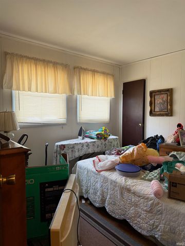 1806 W Westlea Drive, Marion, IN 46952