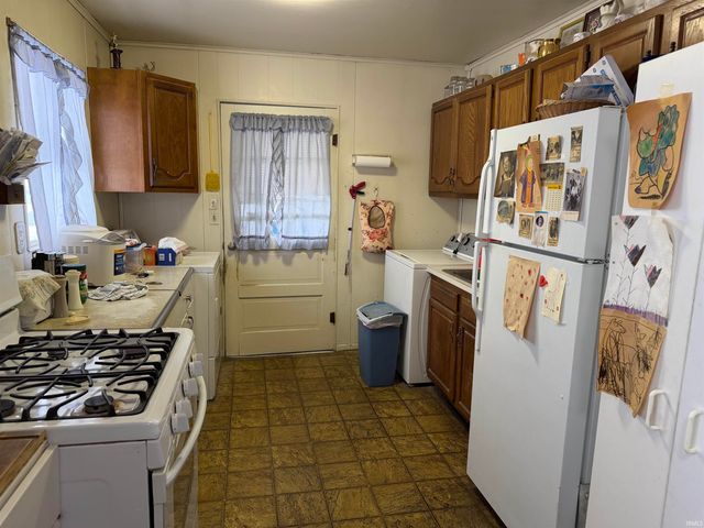 1806 W Westlea Drive, Marion, IN 46952