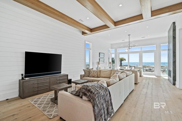 7470 Kiva Way, Gulf Shores, AL 36542