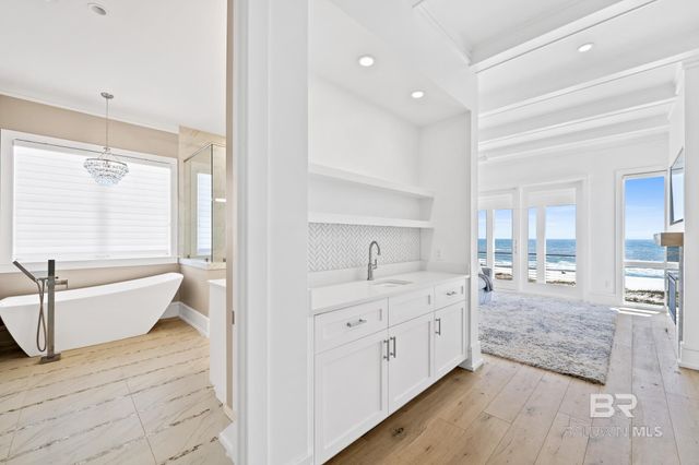 7470 Kiva Way, Gulf Shores, AL 36542