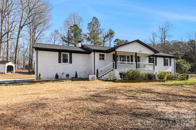 135 Old Gregory Lane, Lancaster, SC 29720