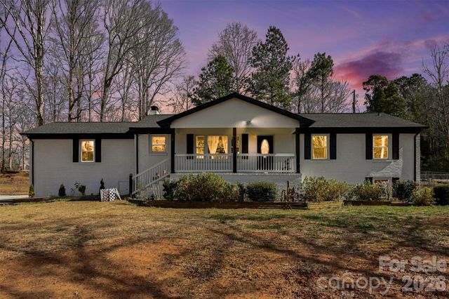 135 Old Gregory Lane, Lancaster, SC 29720