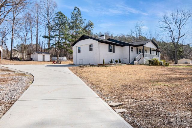 135 Old Gregory Lane, Lancaster, SC 29720