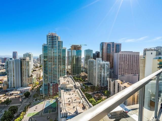 1441 9th Avenue 2401, San Diego, CA 92101