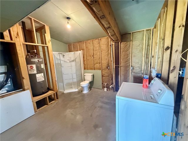 422 N Quailrun Avenue, Port Lavaca, TX 77979