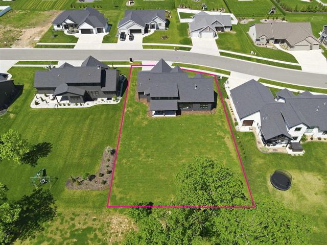 N9250 CASSANDRA WAY, Appleton, WI 54915