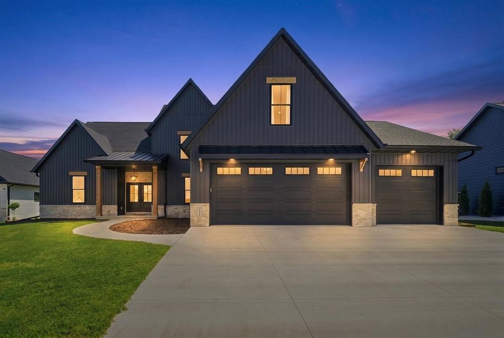 N9250 CASSANDRA WAY, Appleton, WI 54915