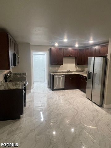 1858 Delaware AVE, Fort Myers, FL 33916